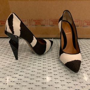 Fendi pony hair brown white zebra animal print geometric black heel pump size 38